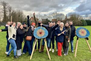 Workshop on axe throwing